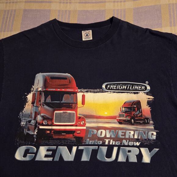 VTG 90s Freightliner Semi Truck Mega Print T-Shirt XL Powering New Century 3D - Picture 1 of 6